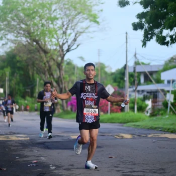 Runner Photo 1372747