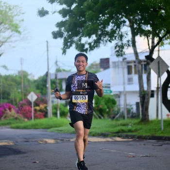 Runner Photo 1372757