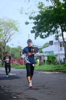 Runner Photo 1372762