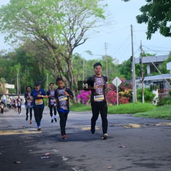 Runner Photo 1372768