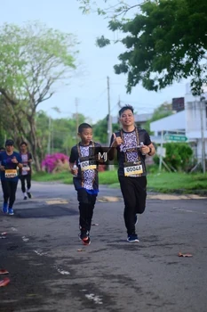 Runner Photo 1372769