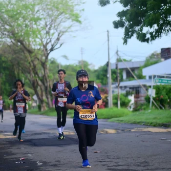 Runner Photo 1372770