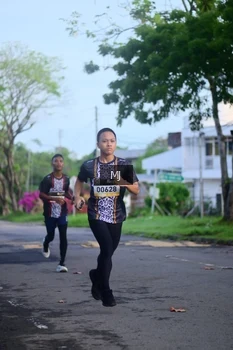 Runner Photo 1372780