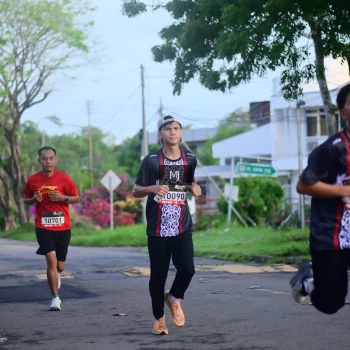 Runner Photo 1372790