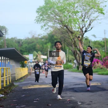 Runner Photo 1372795