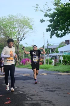 Runner Photo 1372799