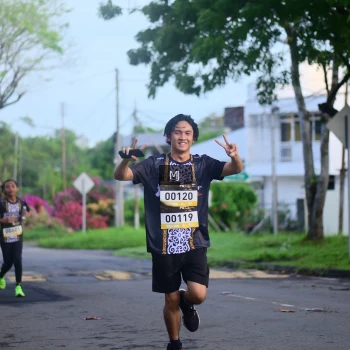 Runner Photo 1372815