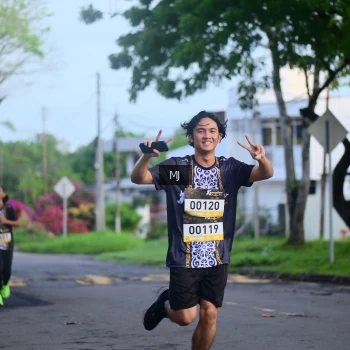 Runner Photo 1372817