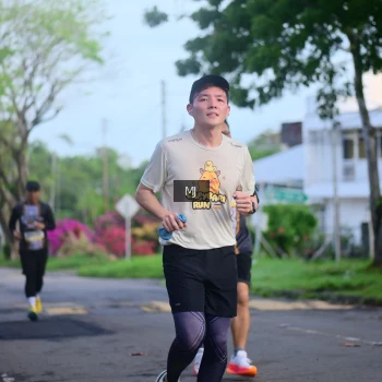 Runner Photo 1372820