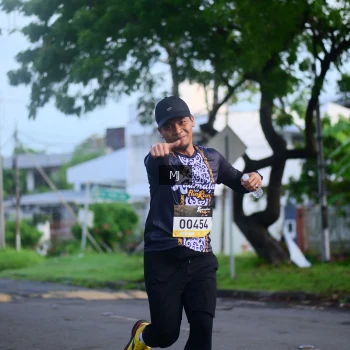 Runner Photo 1372829