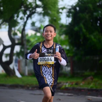 Runner Photo 1372835