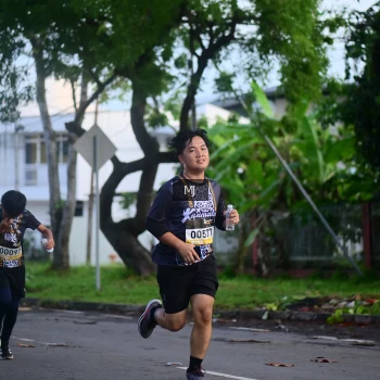 Runner Photo 1372842