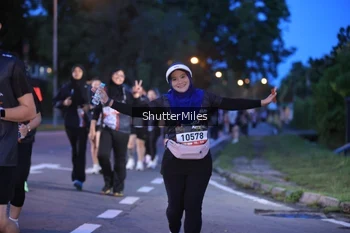 Runner Photo 1373105
