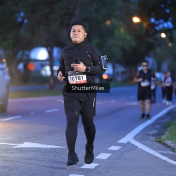 Runner Photo 1373155