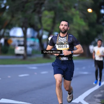 Runner Photo 1373171