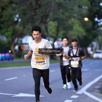 Runner Photo 1373184