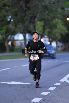Runner Photo 1373197