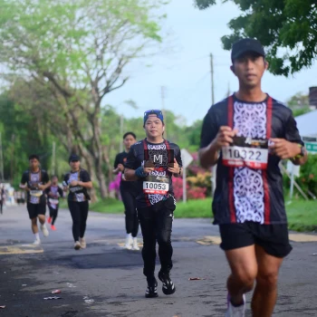 Runner Photo 1373387