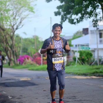 Runner Photo 1373417