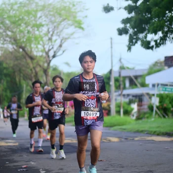 Runner Photo 1373426