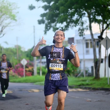 Runner Photo 1373438