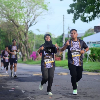 Runner Photo 1373440