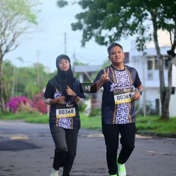 Runner Photo 1373441