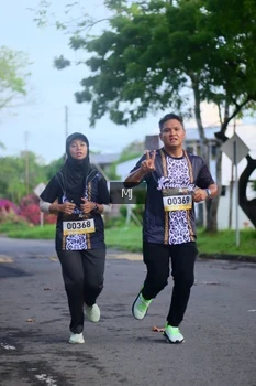 Runner Photo 1373446