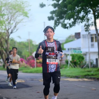 Runner Photo 1373452