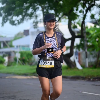 Runner Photo 1373473