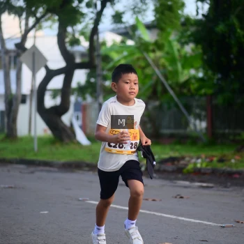 Runner Photo 1373475