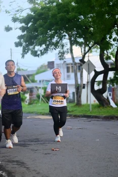 Runner Photo 1373484