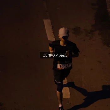 Runner Photo 1373713