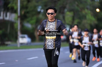 Runner Photo 1373835