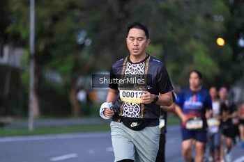 Runner Photo 1373843