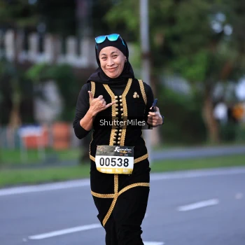 Runner Photo 1373860
