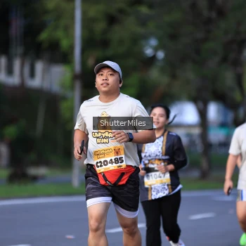 Runner Photo 1373873