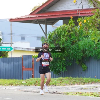 Runner Photo 1373889