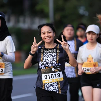 Runner Photo 1373930
