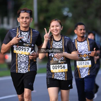 Runner Photo 1373940