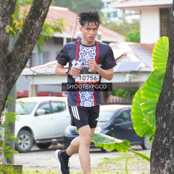 Runner Photo 1374225