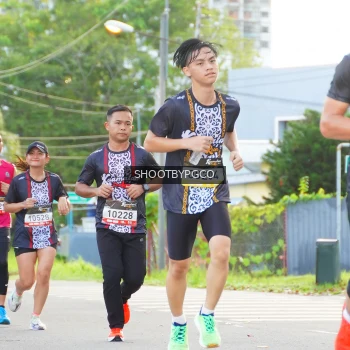 Runner Photo 1374350