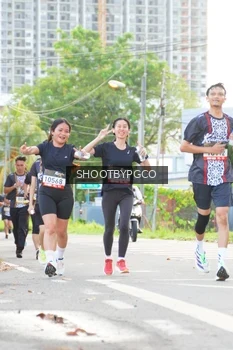 Runner Photo 1374442