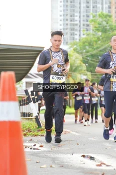 Runner Photo 1374455