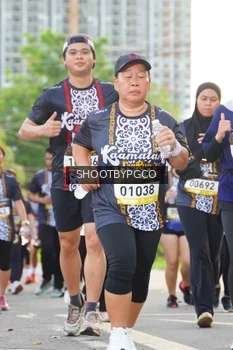 Runner Photo 1374990