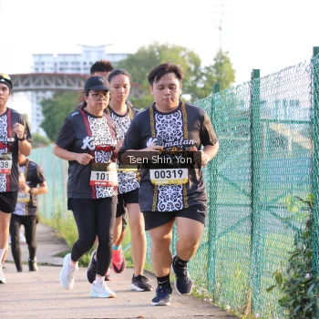 Runner Photo 1375901