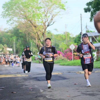 Runner Photo 1376125