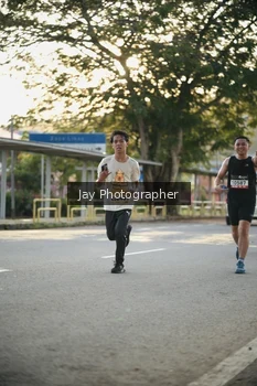 Runner Photo 1377235