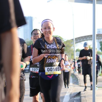 Runner Photo 1377289