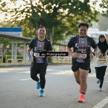 Runner Photo 1377392